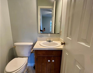 6333 Marykirk Drive - Photo Thumbnail 3
