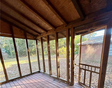 6333 Marykirk Drive - Photo Thumbnail 12