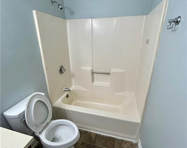 6333 Marykirk Drive - Photo Thumbnail 10