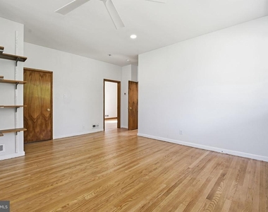 2301 Bayside Drive - Photo Thumbnail 10