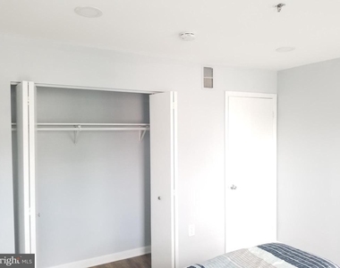 1624 W Lexington Street - Photo Thumbnail 9