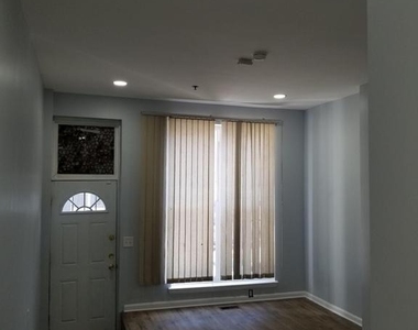 1624 W Lexington Street - Photo Thumbnail 19