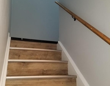 1624 W Lexington Street - Photo Thumbnail 6