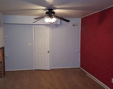 624 Stirling Street - Photo Thumbnail 26