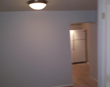 624 Stirling Street - Photo Thumbnail 18