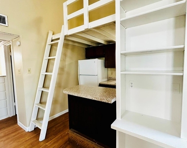 1000 W 26th St - Photo Thumbnail 12