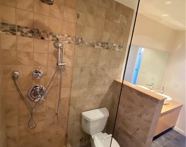 1801 Lavaca St - Photo Thumbnail 7