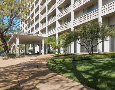 1801 Lavaca St - Photo Thumbnail 16