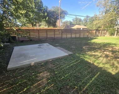 724 Ramsey Ave - Photo Thumbnail 8