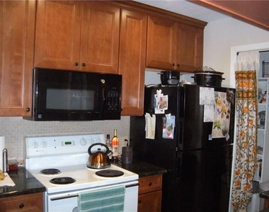 915 W 23rd St - Photo Thumbnail 8