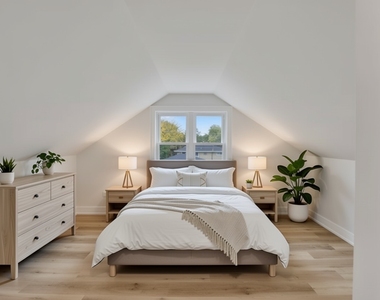 9705 Oak Park Avenue - Photo Thumbnail 32