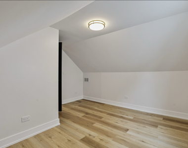 9705 Oak Park Avenue - Photo Thumbnail 39