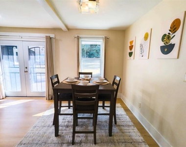 6557 Woodrow Road - Photo Thumbnail 4