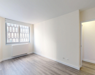 401 E 34th St - Photo Thumbnail 4