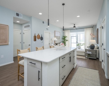 8552 Collier Boulevard - Photo Thumbnail 3