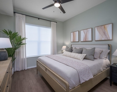 8552 Collier Boulevard - Photo Thumbnail 12