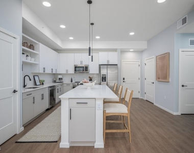 8552 Collier Boulevard - Photo Thumbnail 5
