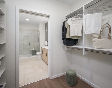 8552 Collier Boulevard - Photo Thumbnail 16