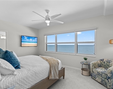9577 Gulf Shore Drive - Photo Thumbnail 5