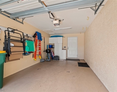 465 Robin Hood Circle - Photo Thumbnail 20