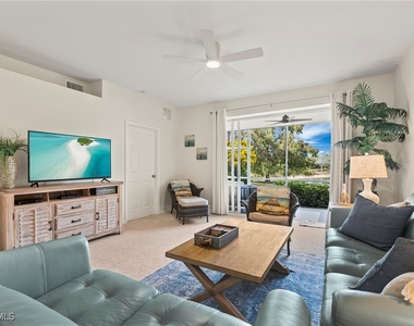 465 Robin Hood Circle - Photo Thumbnail 7