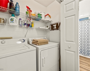 280 Robin Hood Circle - Photo Thumbnail 18