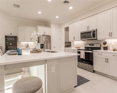 7263 Cayo Coco Lane - Photo Thumbnail 15