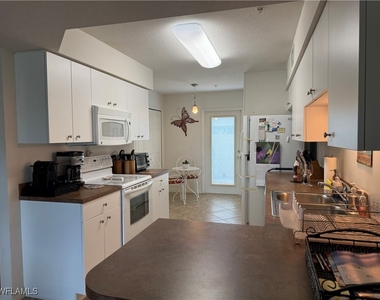 26691 Rosewood Pointe Drive - Photo Thumbnail 6