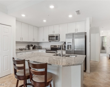 43020 Greenway Boulevard - Photo Thumbnail 5