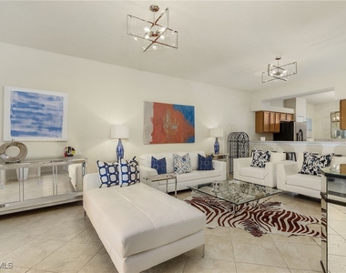 10333 Heritage Bay Boulevard - Photo Thumbnail 8