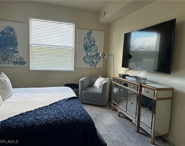 10333 Heritage Bay Boulevard - Photo Thumbnail 11