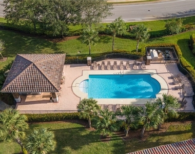 10333 Heritage Bay Boulevard - Photo Thumbnail 17