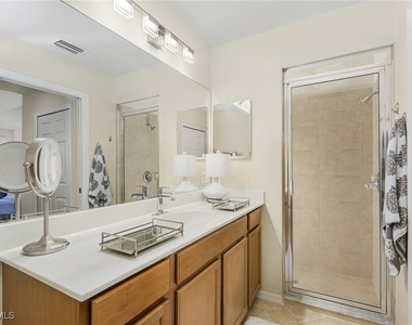 10333 Heritage Bay Boulevard - Photo Thumbnail 12
