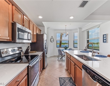 17991 Bonita National Boulevard - Photo Thumbnail 8
