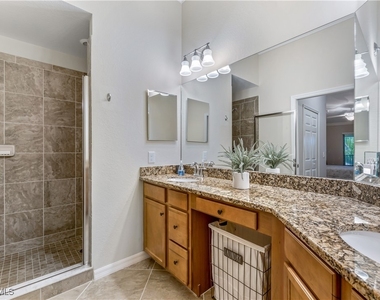 28041 Bridgetown Court - Photo Thumbnail 11