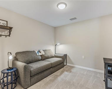 28041 Bridgetown Court - Photo Thumbnail 14