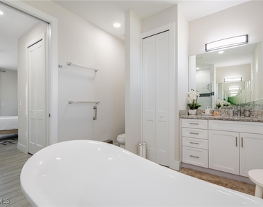 4665 Keylargo Lane - Photo Thumbnail 14