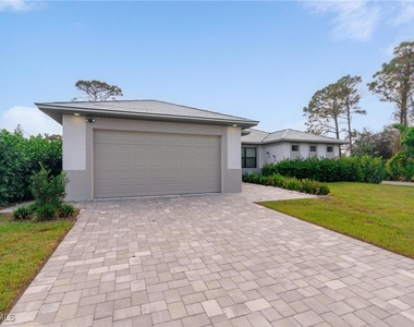 4665 Keylargo Lane - Photo Thumbnail 25