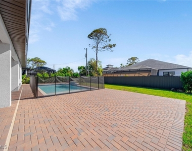 4665 Keylargo Lane - Photo Thumbnail 33