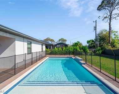 4665 Keylargo Lane - Photo Thumbnail 29