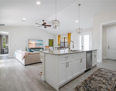 4665 Keylargo Lane - Photo Thumbnail 8