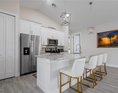 4665 Keylargo Lane - Photo Thumbnail 6