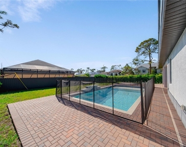 4665 Keylargo Lane - Photo Thumbnail 37