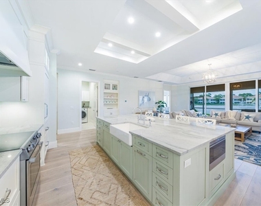 7128 Lemuria Circle - Photo Thumbnail 7