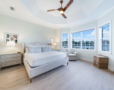 7128 Lemuria Circle - Photo Thumbnail 16