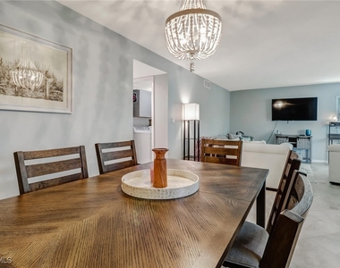1351 Curlew Avenue - Photo Thumbnail 9