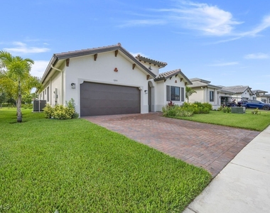 5293 Marano Drive - Photo Thumbnail 22
