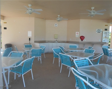 230 W Naomi Drive - Photo Thumbnail 13