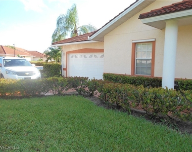 230 W Naomi Drive - Photo Thumbnail 1