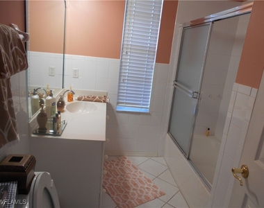 230 W Naomi Drive - Photo Thumbnail 11